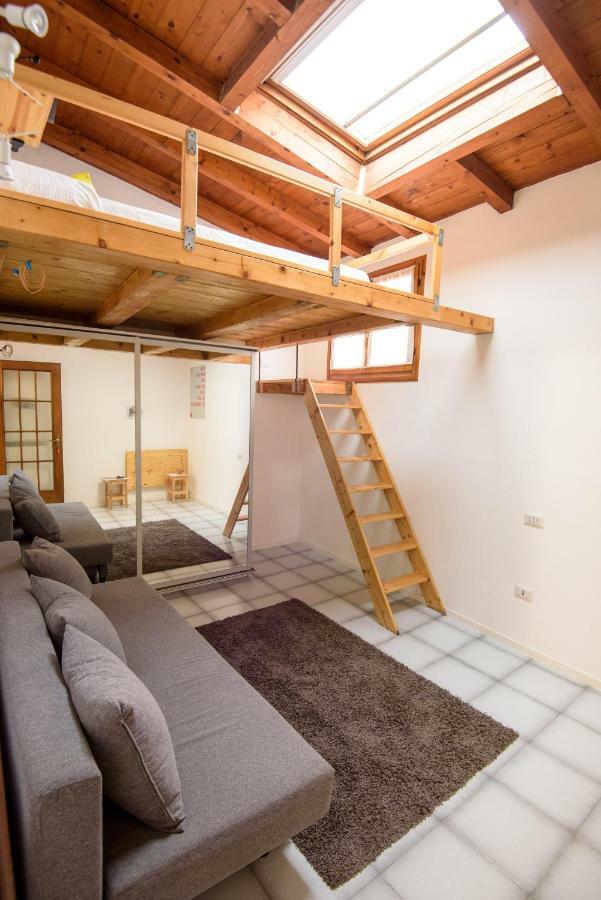The Roof Loft Apartment *